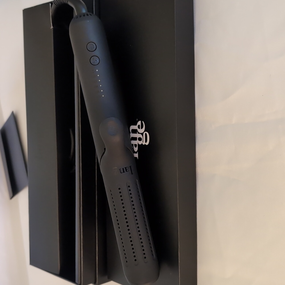 Lange Black Hair Styling Tool for Effortless Styling - Picture 4 of 4